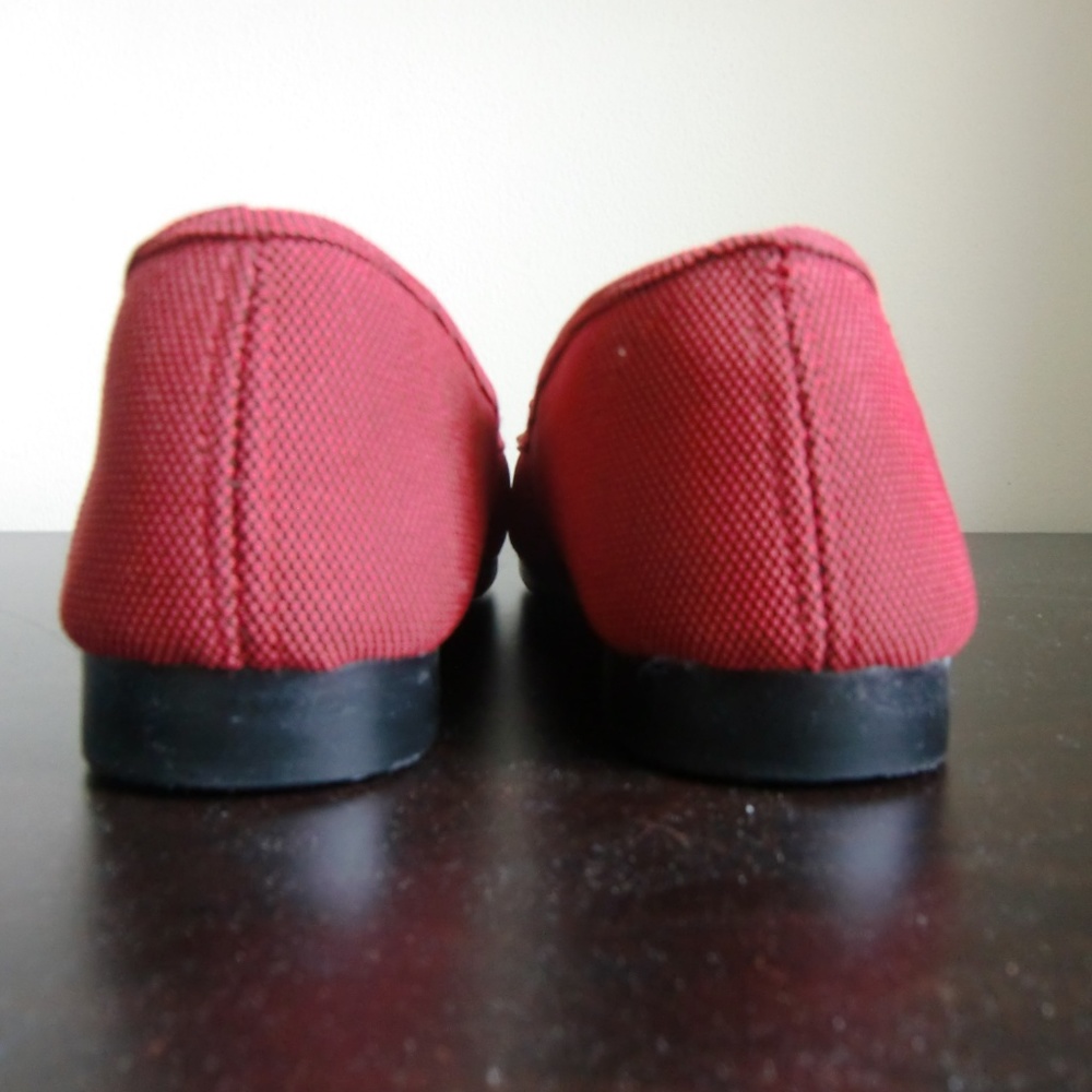 ๐2/$25๐ Ruby Red Slippers/ Flats - Picture 4 of 4